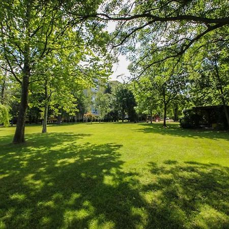 Panorama Apartment Balatonlelle Exterior photo